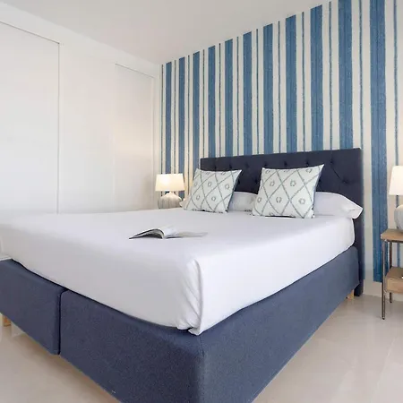 Genteel Tortugas Terrace * Marbella